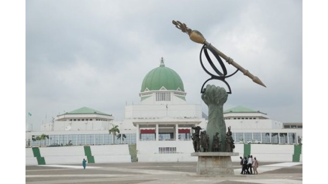 Àwọn aṣòfin ilé ìgbìmọ̀ àṣẹ ti fà àkókò tí wọ́n máa padà síbi iṣẹ́ sí ọjọ́ kẹ̀fà, oṣù Kẹwàá.