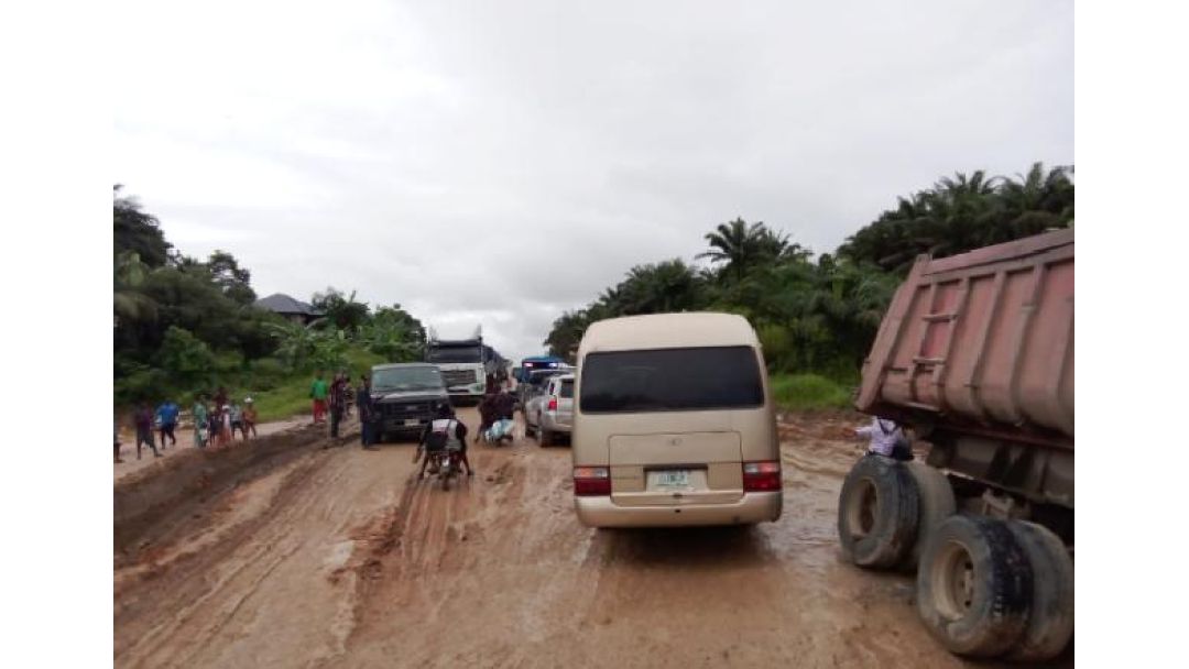 Ụzọ Federal Jọgburu Onye: Ụzọ dara ada na-eme ka njem bụrụ ihe mgbu — Nnyocha pụrụ iche