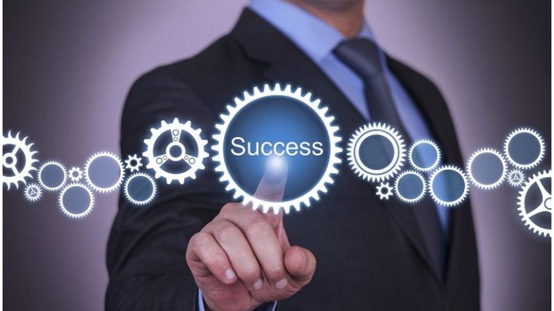 Experts give success tips for business, others